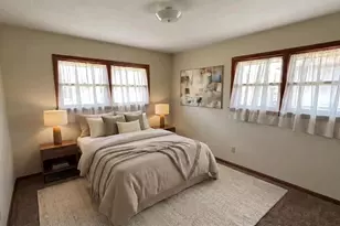 N70W13080 Brentwood Dr, Menomonee Falls, WI 53051 - Photo 5