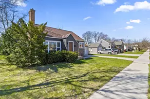 162 Bader St, Green Bay, WI 54302 - Photo 3