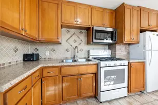 1033 Mather St, Green Bay, WI 54303 - Photo 3