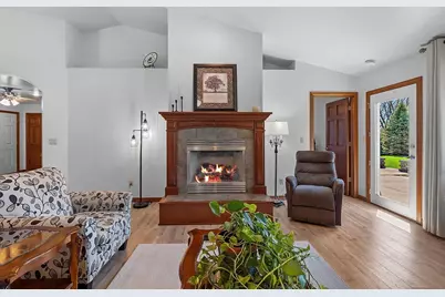2190 Daly Drive, Green Bay, WI 54311 - Photo 11