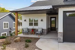 W881 Summit Ct, Green Lake, WI 54941 - Photo 3