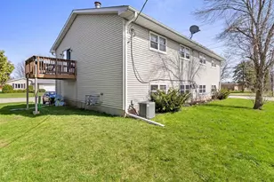 1395 Inverness Ln, Neenah, WI 54956 - Photo 55