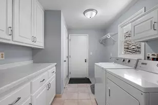 383 Swiss Hill Dr, Green Bay, WI 54302 - Photo 35