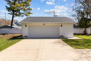 1224 Eastman St, Oshkosh, WI 54901 - Photo 47
