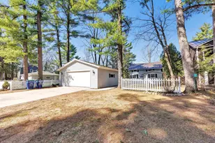 N2311 Long Cove Dr, Waupaca, WI 54981 - Photo 5