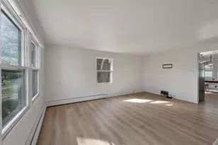 154 Bryan St, Green Bay, WI 54301 - Photo 5
