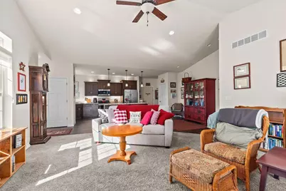 1210 Cameron Circle, Neenah, WI 54956 - Photo 7