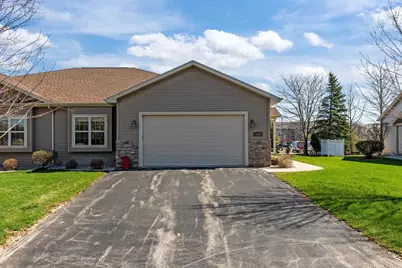 1210 Cameron Circle, Neenah, WI 54956 - Photo 3