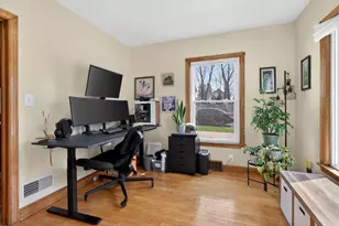 106 W Parkway Blvd, Appleton, WI 54911 - Photo 9