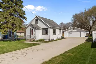 120 Allen Ave, Oshkosh, WI 54901 - Photo 23