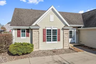 2976 Durham Rd, Green Bay, WI 54311 - Photo 3