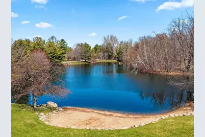 2405 Crown Pointe Boulevard, Suamico, WI 54173 - Photo 31