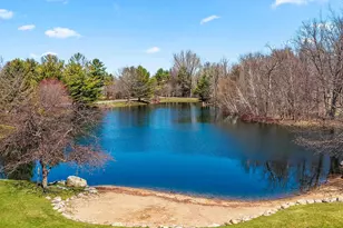 2405 Crown Pointe Blvd, Suamico, WI 54173 - Photo 31
