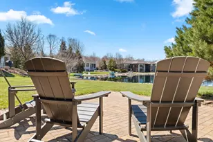 2405 Crown Pointe Blvd, Suamico, WI 54173 - Photo 9