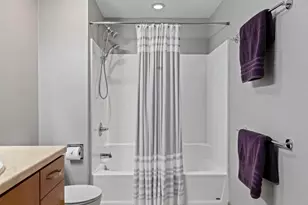 2405 Crown Pointe Blvd, Suamico, WI 54173 - Photo 83