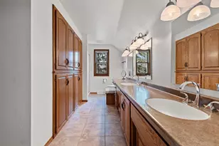 1171 Thunderbyrd Ct, Green Bay, WI 54313 - Photo 33