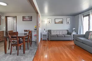 1593 Bond Ct, Green Bay, WI 54303 - Photo 11