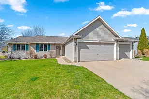 2621 Greenbrier Rd, Green Bay, WI 54311 - Photo 39