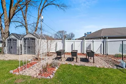 1410 Outagamie Street, Appleton, WI 54914 - Photo 29