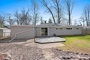 1810 Wood Ln, Green Bay, WI 54304 - Photo 9
