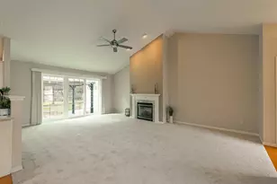 4741 Westbrook Ct, Appleton, WI 54914 - Photo 5