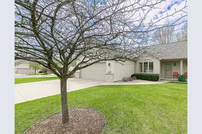 4741 Westbrook Court, Appleton, WI 54914 - Photo 3