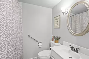 1204 Thorndale St, Green Bay, WI 54304 - Photo 27