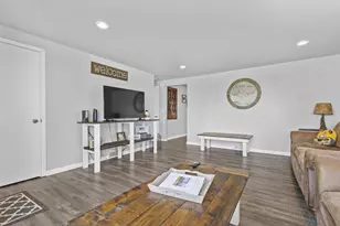 1204 Thorndale St, Green Bay, WI 54304 - Photo 5