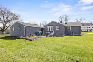 1204 Thorndale St, Green Bay, WI 54304 - Photo 35