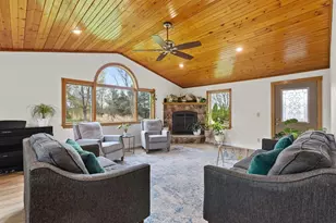 3415 Fairview Rd, Neenah, WI 54956 - Photo 13