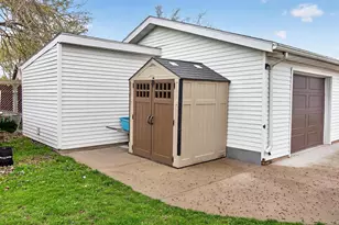 217 Gertrude St, Kaukauna, WI 54130 - Photo 21