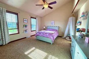 1213 Nature Trail Dr, Neenah, WI 54956 - Photo 29