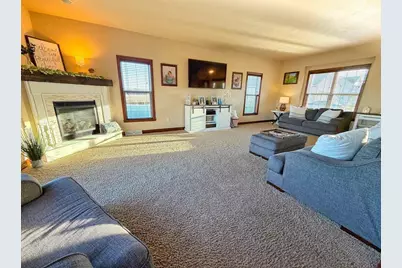 1213 Nature Trail Drive, Neenah, WI 54956 - Photo 5