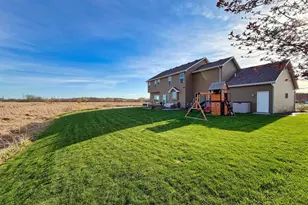 1213 Nature Trail Dr, Neenah, WI 54956 - Photo 39