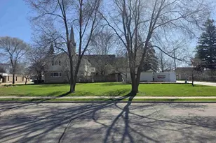 239 W Water St, Brillion, WI 54110 - Photo 33