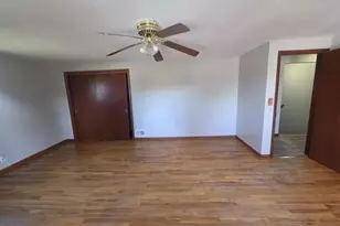 239 W Water St, Brillion, WI 54110 - Photo 9