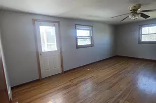 239 W Water St, Brillion, WI 54110 - Photo 7