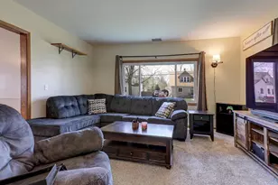 110 10th St, Clintonville, WI 54929 - Photo 9