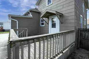 110 10th St, Clintonville, WI 54929 - Photo 35