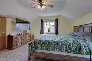 110 10th St, Clintonville, WI 54929 - Photo 15