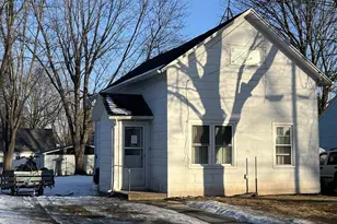 130 S Elm Ave, Gillett, WI 54124 - Photo 13