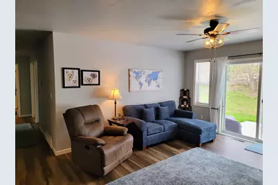 2125 Abbey Road, New London, WI 54961 - Photo 11