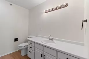 W6143 Victorian Dr, Appleton, WI 54915 - Photo 23