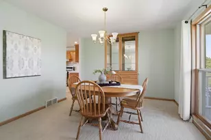 10013 Middle Rd, Manitowoc, WI 54220 - Photo 13