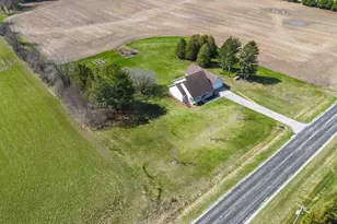 10013 Middle Rd, Manitowoc, WI 54220 - Photo 31