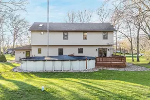 1840 Crown Dr, Oshkosh, WI 54904 - Photo 13
