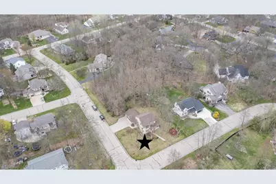 660 Sunset Drive, Waupaca, WI 54981 - Photo 3