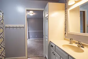 660 Sunset Dr, Waupaca, WI 54981 - Photo 13