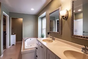 660 Sunset Dr, Waupaca, WI 54981 - Photo 15