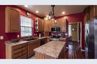 660 Sunset Drive, Waupaca, WI 54981 - Photo 5